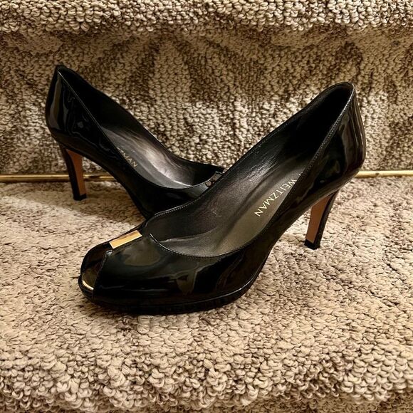EUC Stuart Weitzman Black Patent Leather Open Peep Toe Pumps Size 6 M - Picture 1 of 8